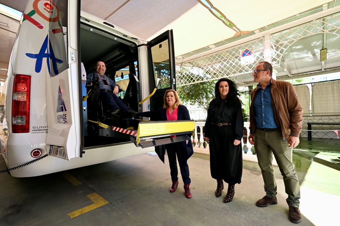 la-diputacion-apuesta-por-la-inclusion-y-respalda-a-aspace-granada-con-financiacion-directa