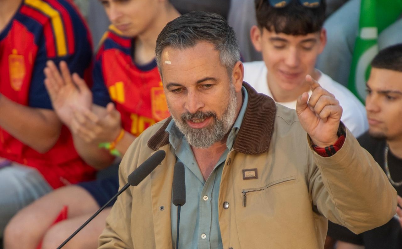 motril-abascal-reivindica-el-papel-decisivo-de-vox-y-carga-contra-moreno-bonilla-y-la-politica-migratoria-del-gobierno-2