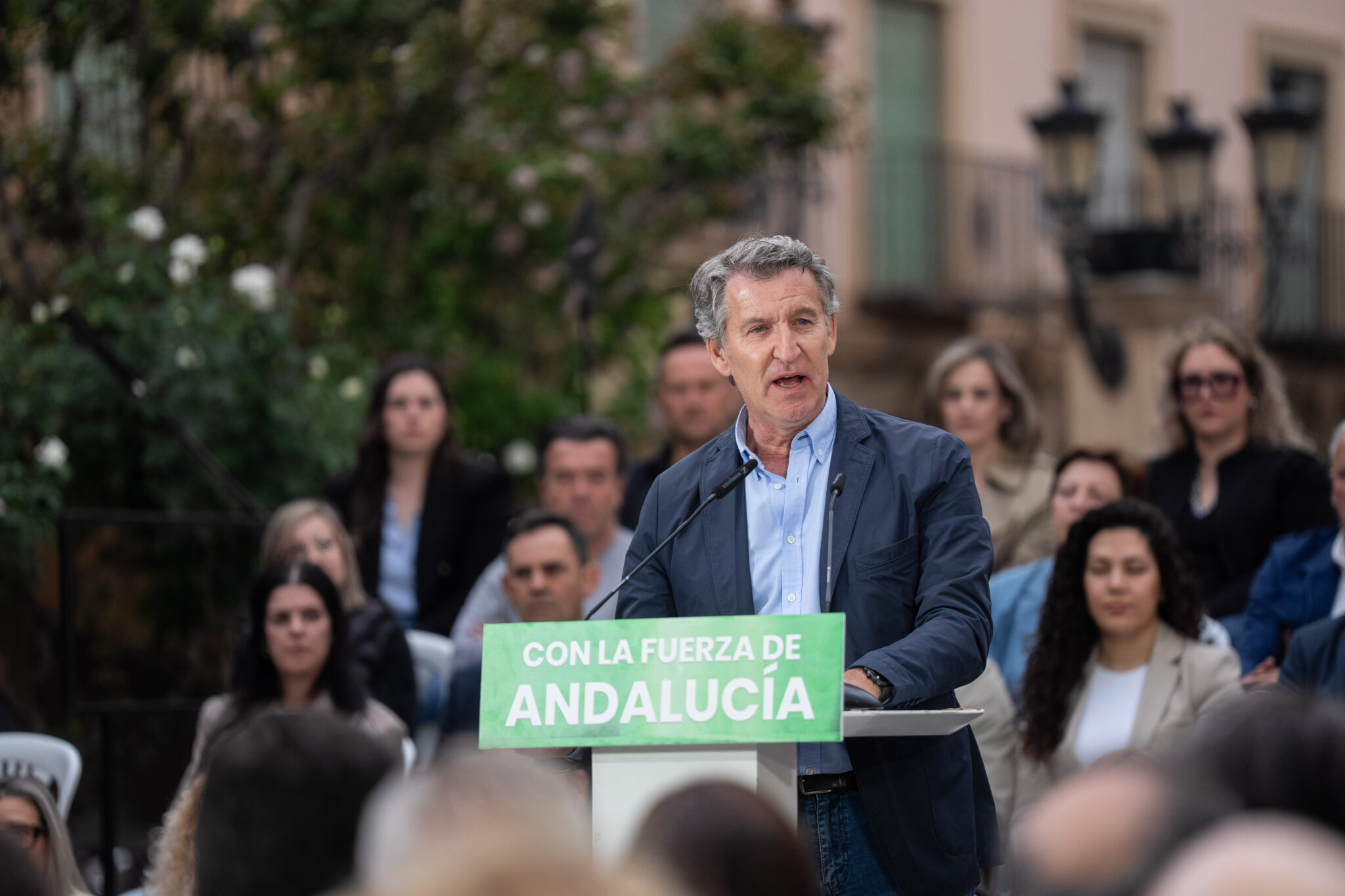granada-alberto-nunez-feijoo-carga-en-guadix-contra-el-psoe-y-pide-blindar-la-mayoria-de-juanma-moreno-para-evitar-inestabilidad