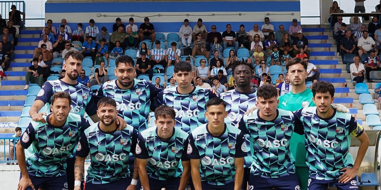 el-cf-motril-inicia-el-playoff-entre-dudas-por-el-relevo-en-el-banquillo-y-bajas-clave-ante-el-churriana-cf