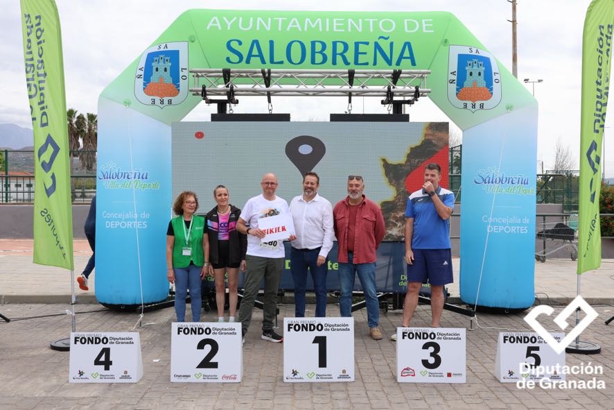 salobrena-reune-a-1-665-corredores-en-una-multitudinaria-cita-del-gran-premio-de-fondo