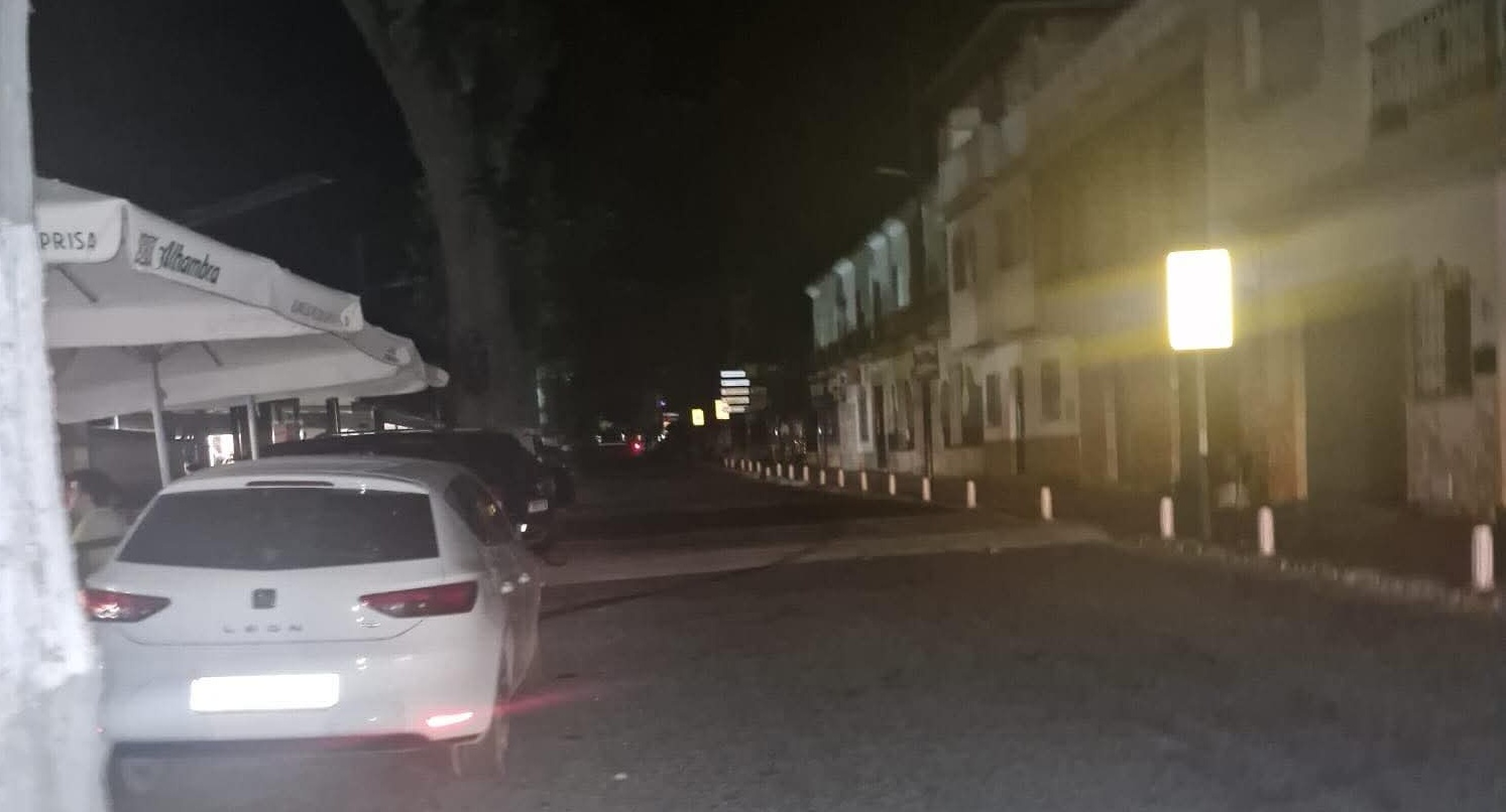velez-de-benaudalla-a-oscuras-el-pp-denuncia-inseguridad-por-el-apagon-del-alumbrado-publico