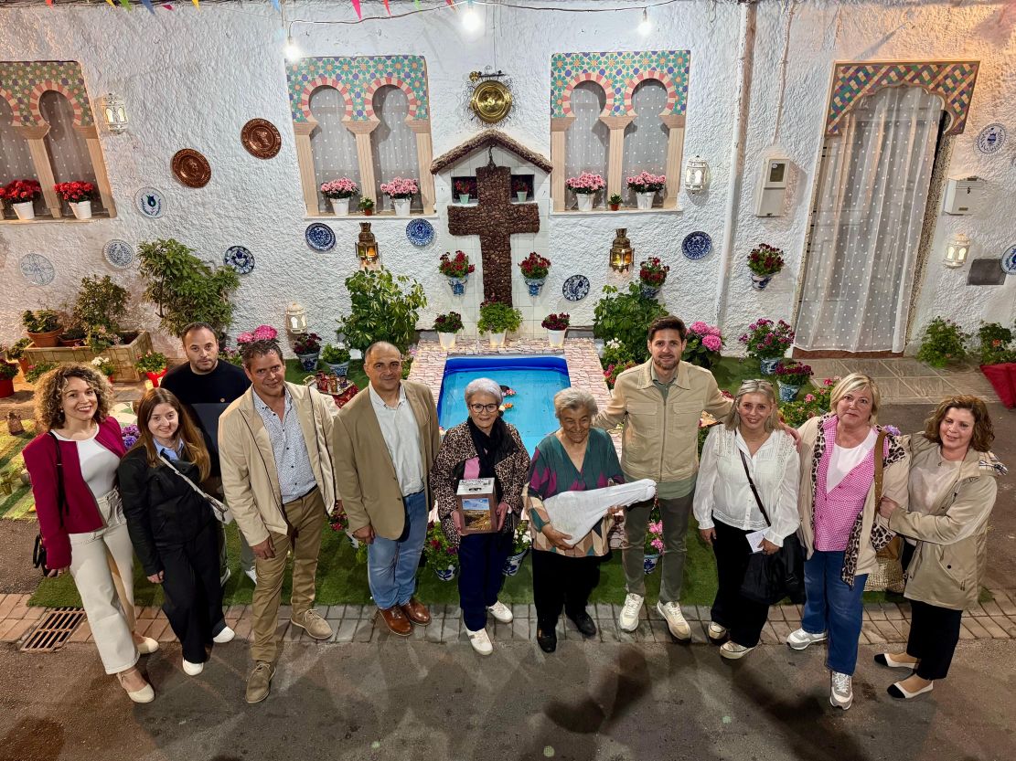lanjaron-se-vuelca-con-sus-cruces-de-mayo-24-altares-llenan-de-color-y-tradicion-cada-rincon-del-pueblo