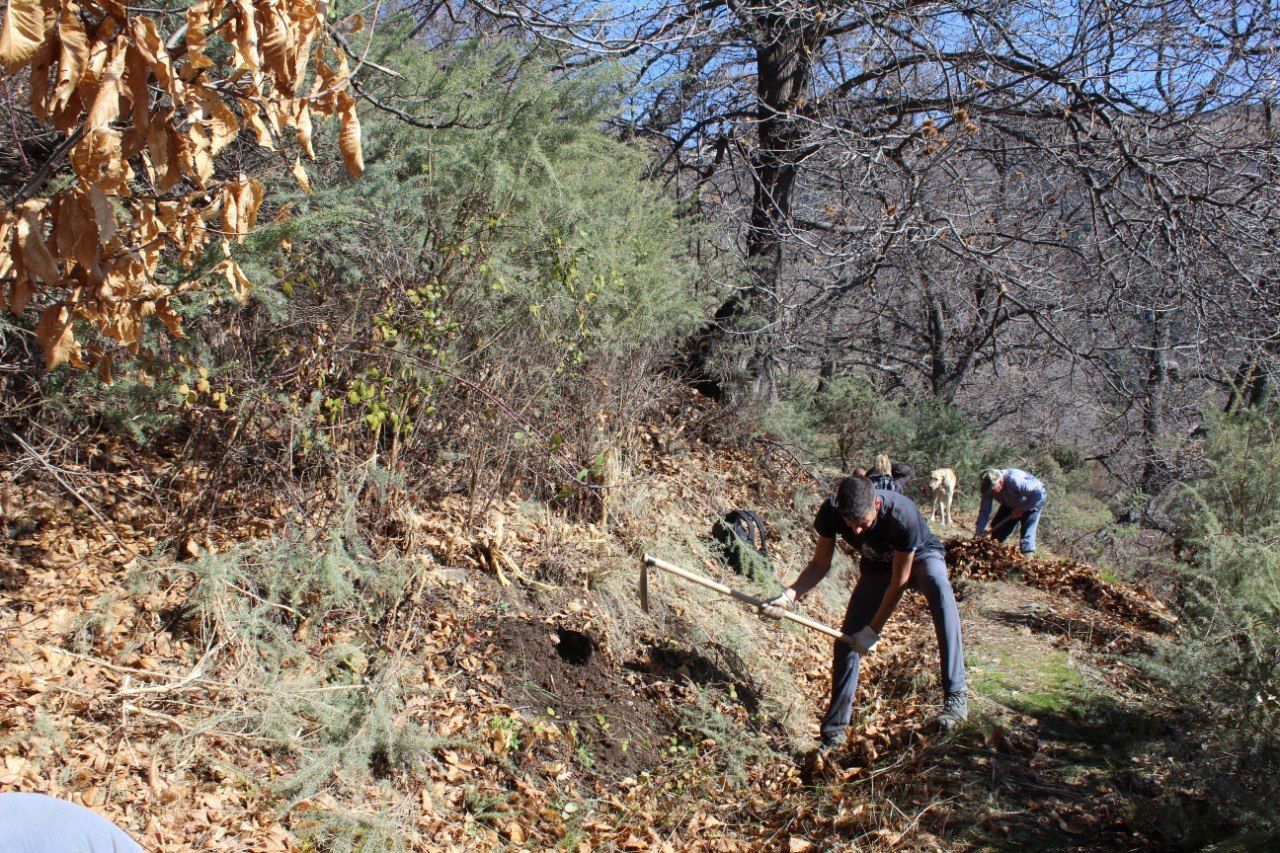 canar-limpiara-el-23-de-mayo-la-acequia-de-barjas-en-una-jornada-de-recuperacion-patrimonial-impulsada-por-memolab-ugr