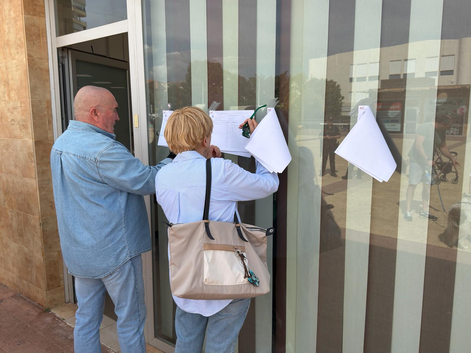la-participacion-en-andalucia-sube-al-3724-a-las-1400-horas-con-233-648-votos-mas-que-en-2022