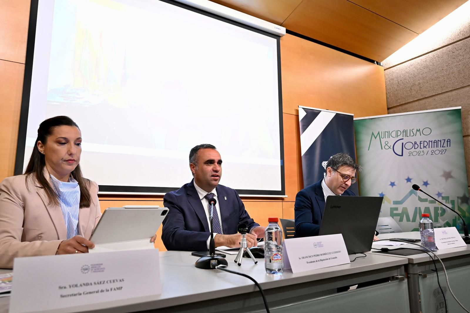 diputaciojn-reclama-en-motril-inversiones-para-la-a-81-y-los-trenes-granada-motril-y-guadix-baza-lorca-para-impulsar-el-desarrollo-provincial