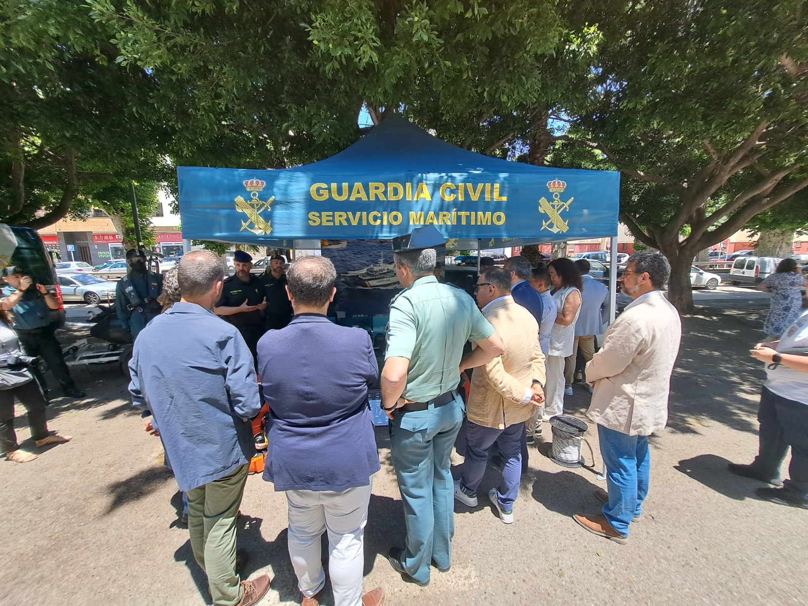 almunecar-mas-de-un-millar-de-asistentes-y-decenas-de-medios-en-la-exposicion-de-la-guardia-civil-por-su-182o-aniversario