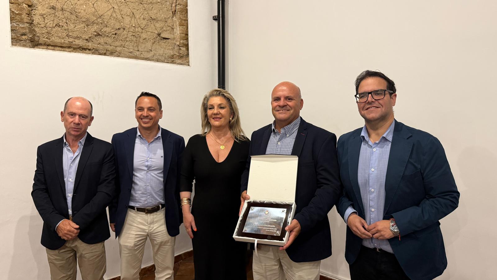 almunecar-el-agricultor-sexitano-joaquin-montes-recibe-el-reconocimiento-de-los-ingenieros-agronomos-de-andalucia