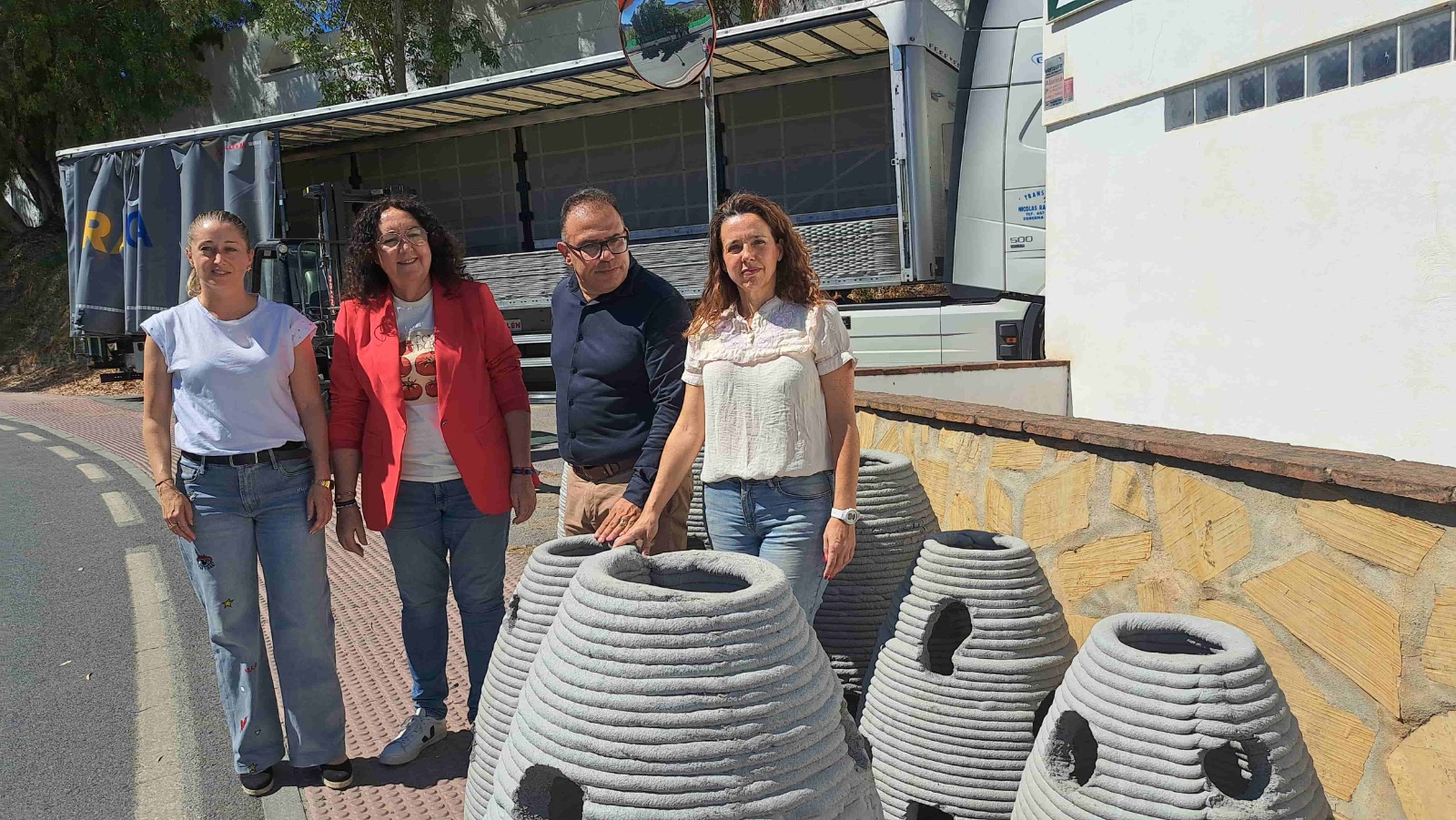 almunecar-pide-revisar-el-veto-al-parque-azul-tras-invertir-600-000-e-en-arrecifes-artificiales