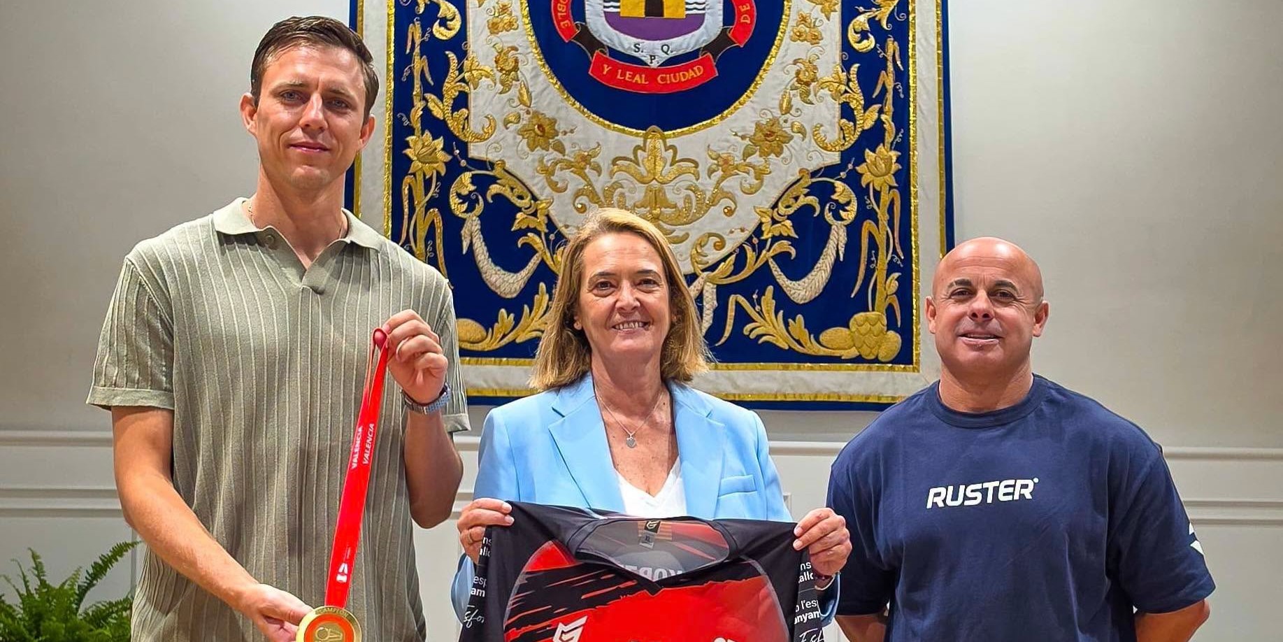 motril-vitali-kobzev-conquista-la-copa-del-rey-de-voleibol-y-recibe-el-reconocimiento-del-ayuntamiento