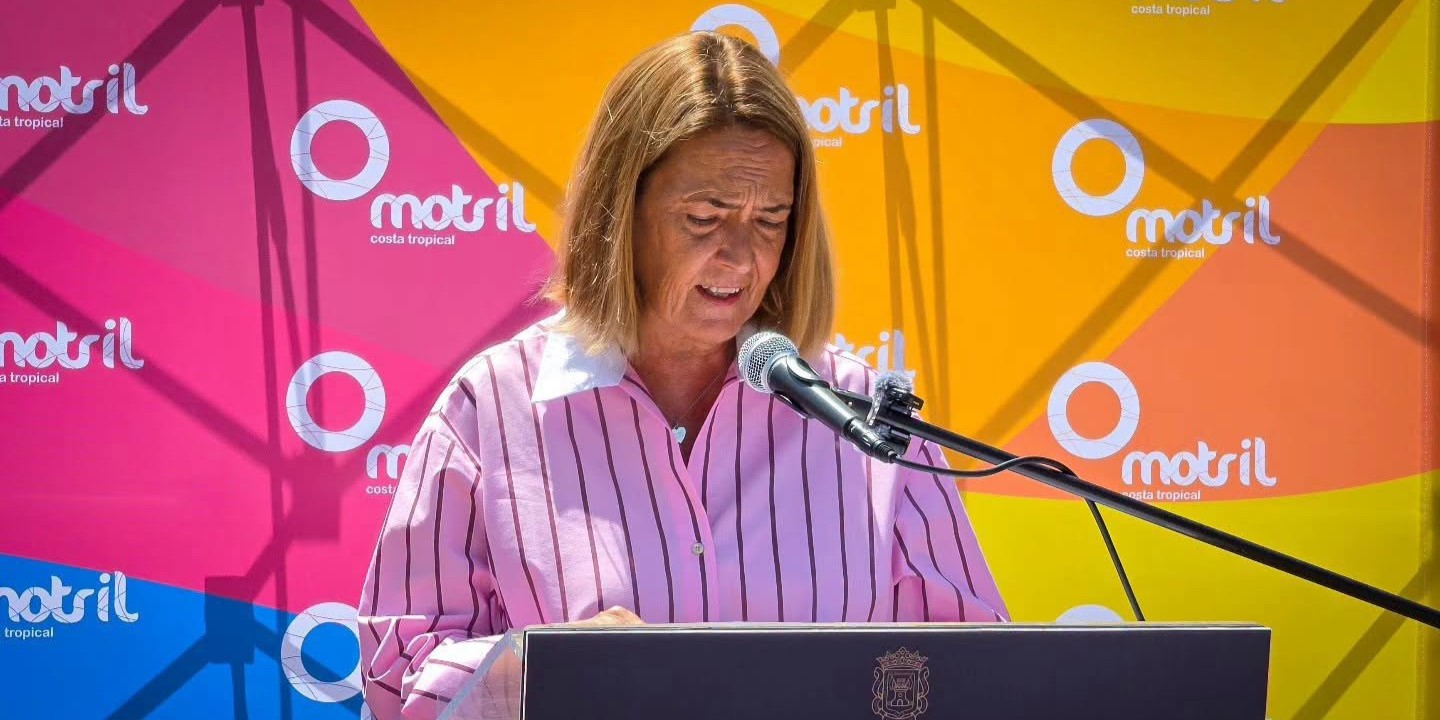motril-la-alcaldesa-reivindica-un-motril-mas-libre-y-tolerante-durante-la-celebracion-del-dia-del-orgullo