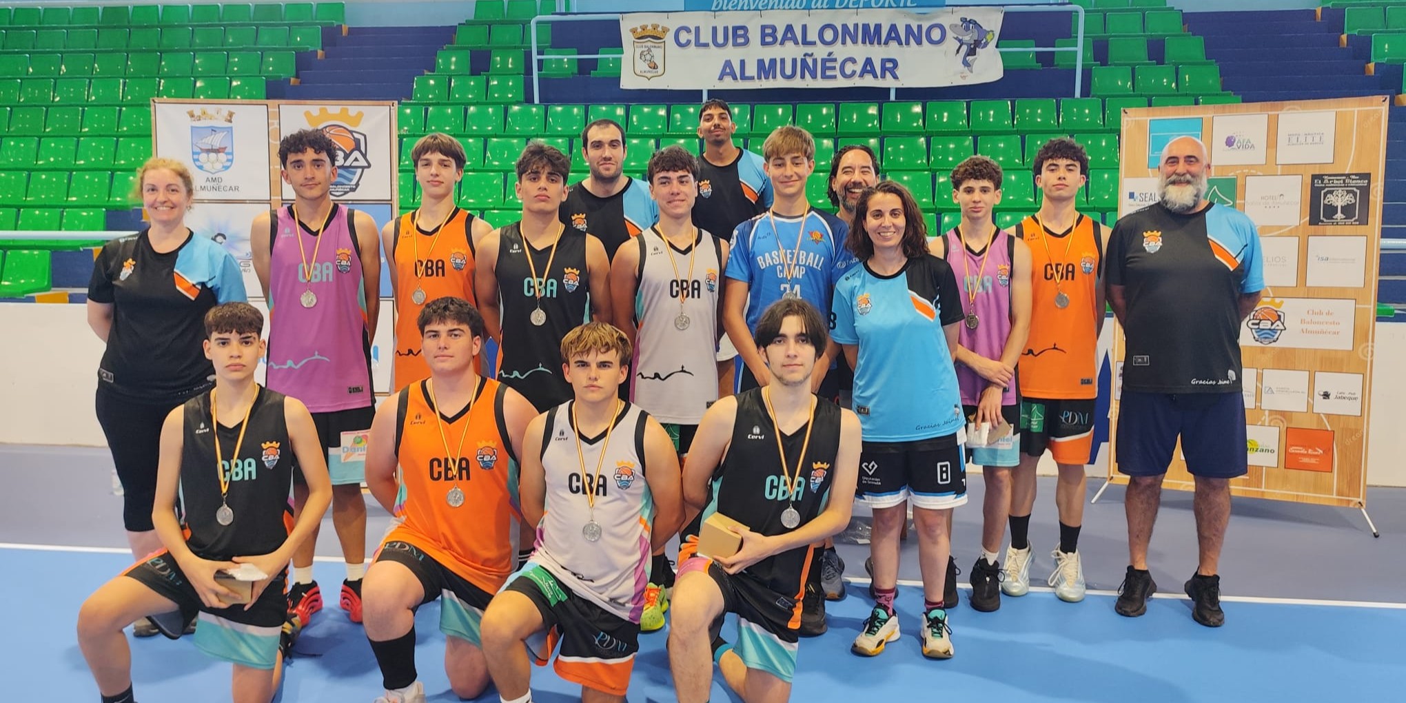 mas-de-90-jugadores-y-cinco-equipos-federados-consolidan-el-crecimiento-del-baloncesto-almunecar