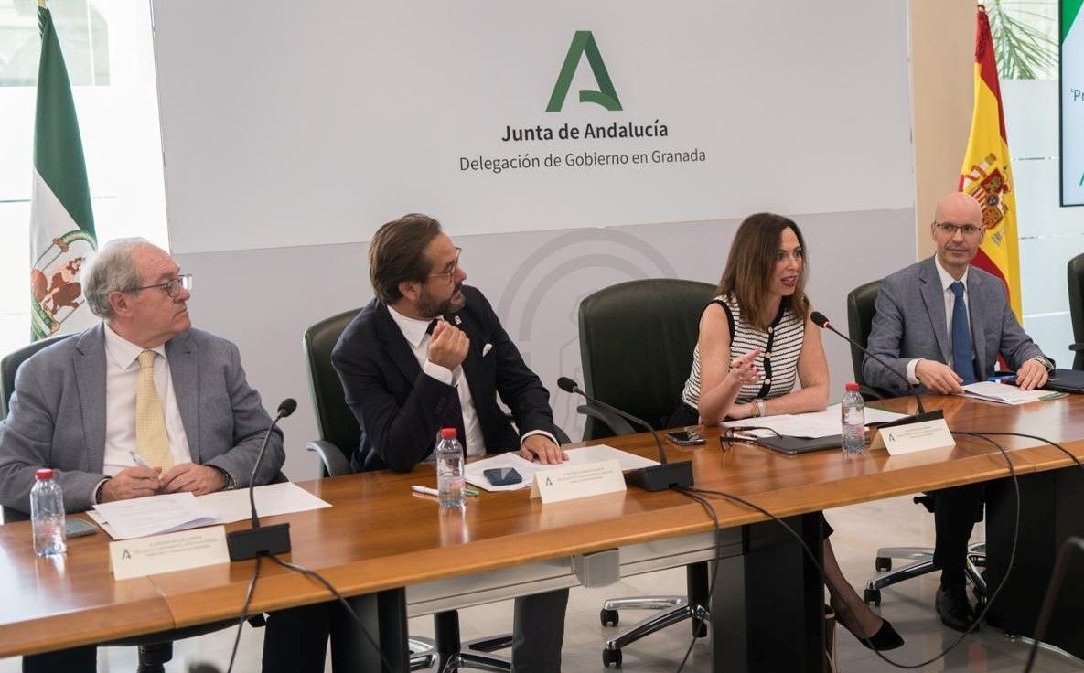 granada-avanza-en-la-modernizacion-de-su-red-de-autobuses-con-la-renovacion-de-dos-rutas-clave