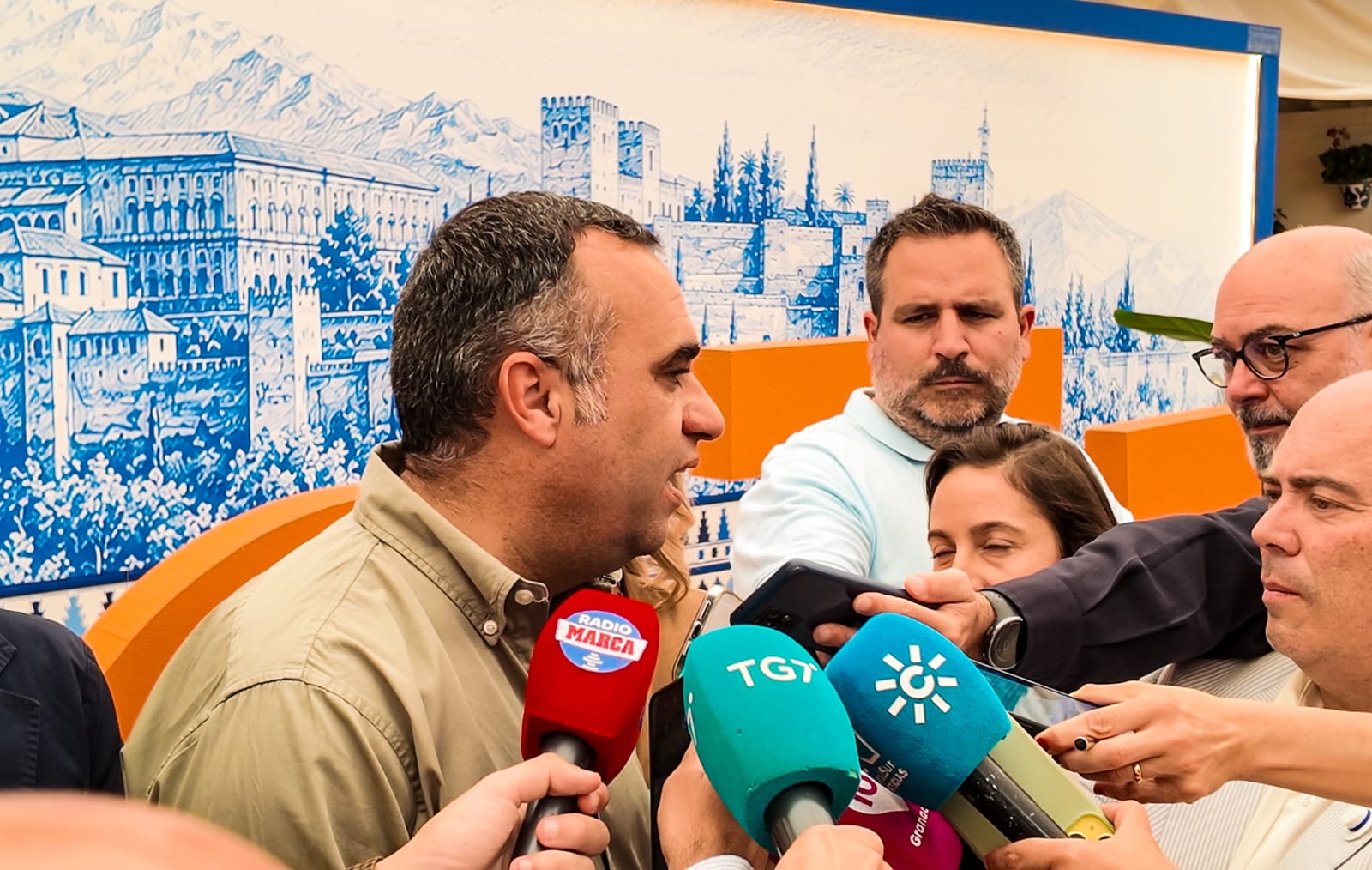 granada-el-presidente-del-pp-francis-rodriguez-reclama-urnas-la-politica-nacional-es-una-verguenza-diaria