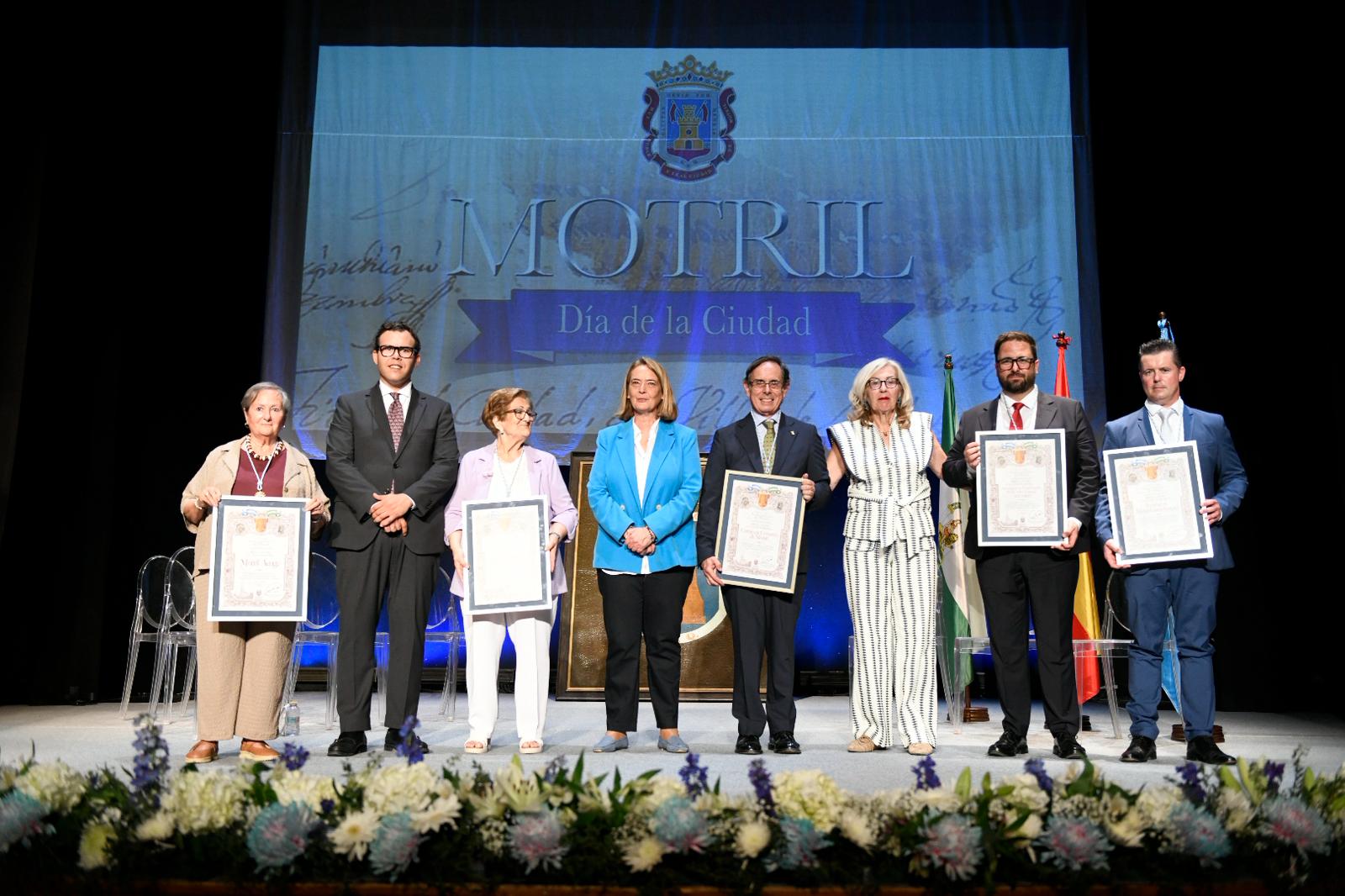 motril-honra-su-historia-y-reconoce-a-quienes-la-engrandecen-en-el-dia-de-la-ciudad