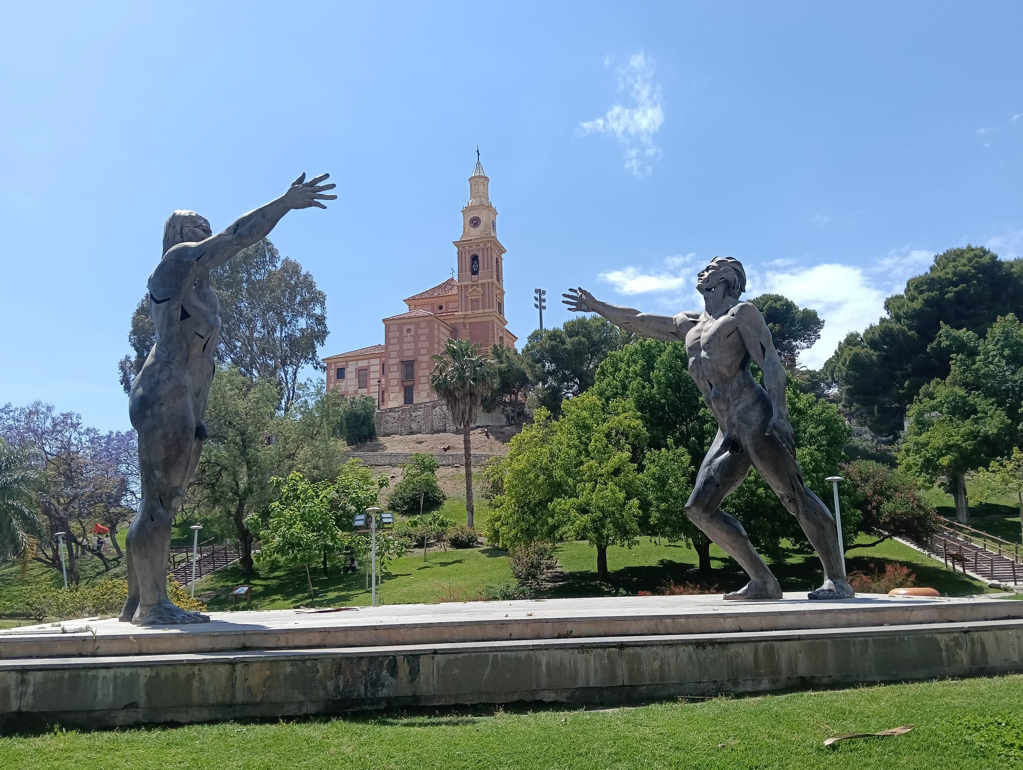 motril-calor-en-ascenso-y-ambiente-veraniego-la-costa-tropical-vivira-una-semana-de-maximas-de-30-grados