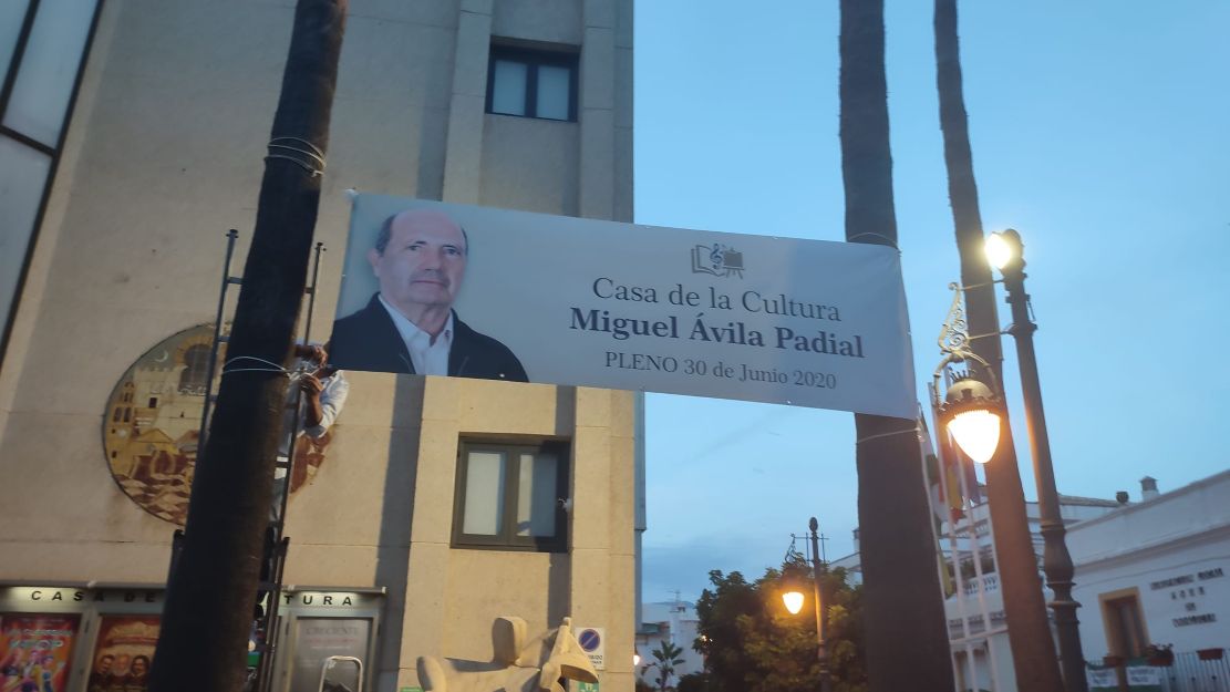 homenaje-a-miguel-avila-padial-en-almunecar-y-peticion-para-hacer-efectivo-el-acuerdo-de-dar-su-nombre-a-la-casa-de-la-cultura