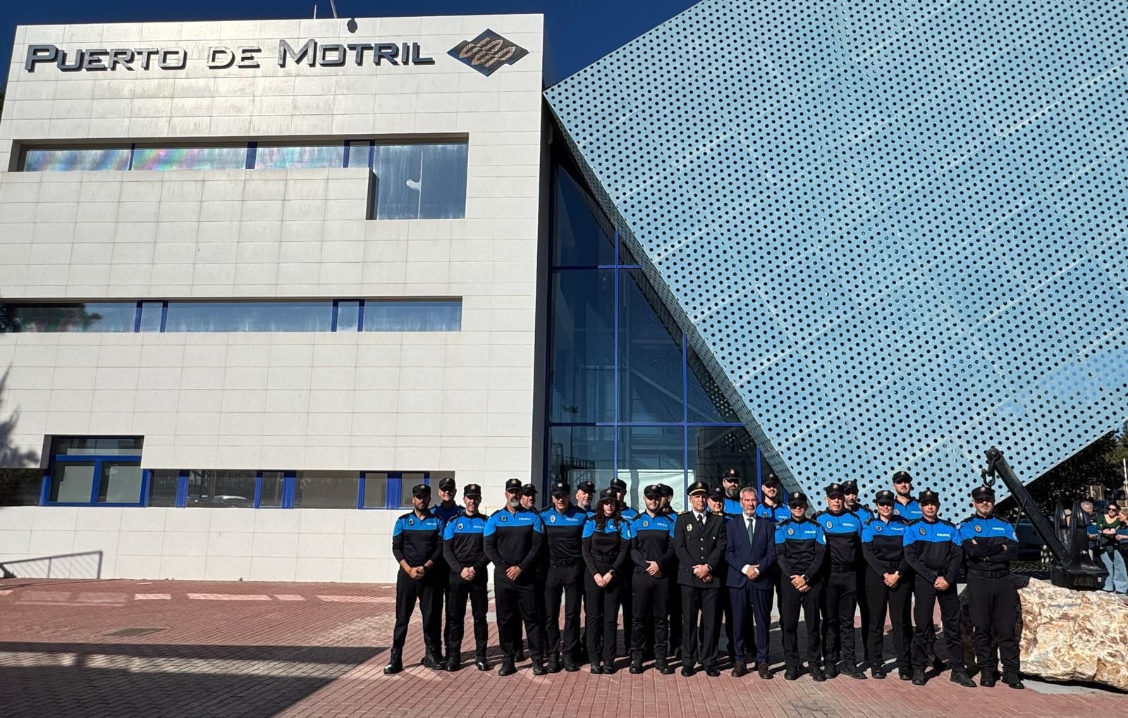 el-puerto-de-motril-amplia-su-plantilla-hasta-31-agentes-de-policia-portuaria-y-se-prepara-para-la-ope