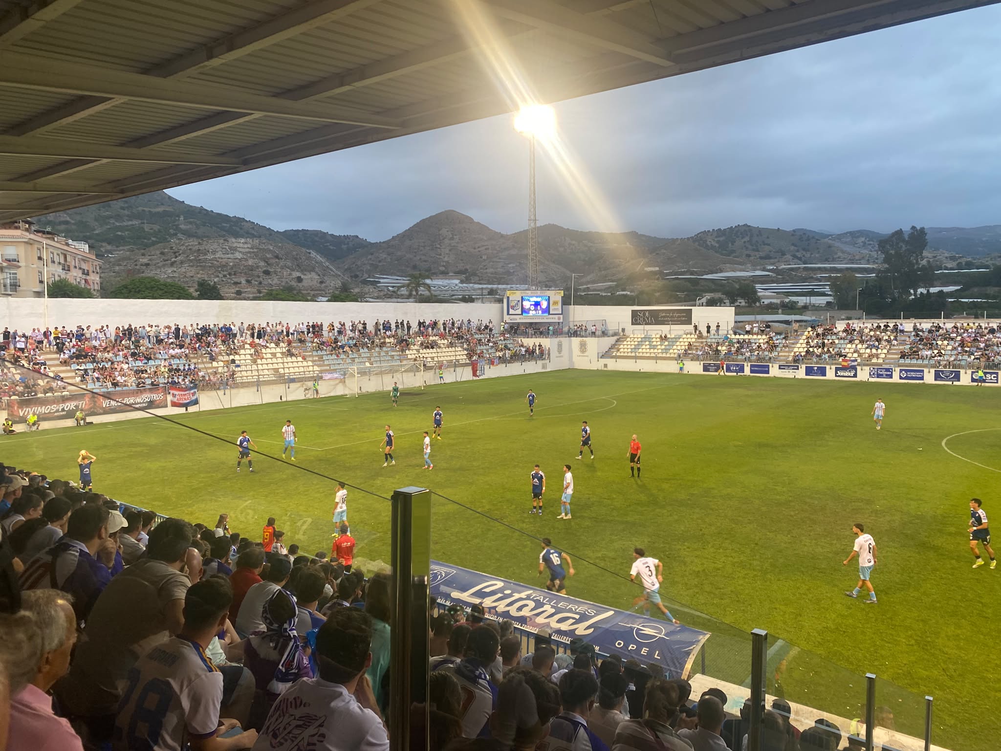 el-arenas-de-armilla-silencia-el-escribano-castilla-y-deja-al-cf-motril-sin-final-de-ascenso