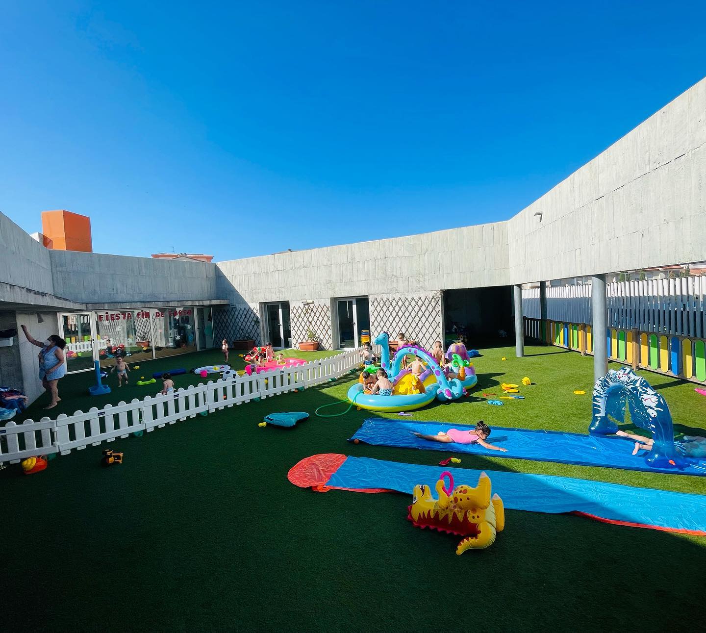 familias-de-motril-denuncian-dos-meses-de-crisis-en-la-escuela-infantil-rosa-lopez-cervantes-con-impagos-falta-de-informacion-e-incidencias-con-menores