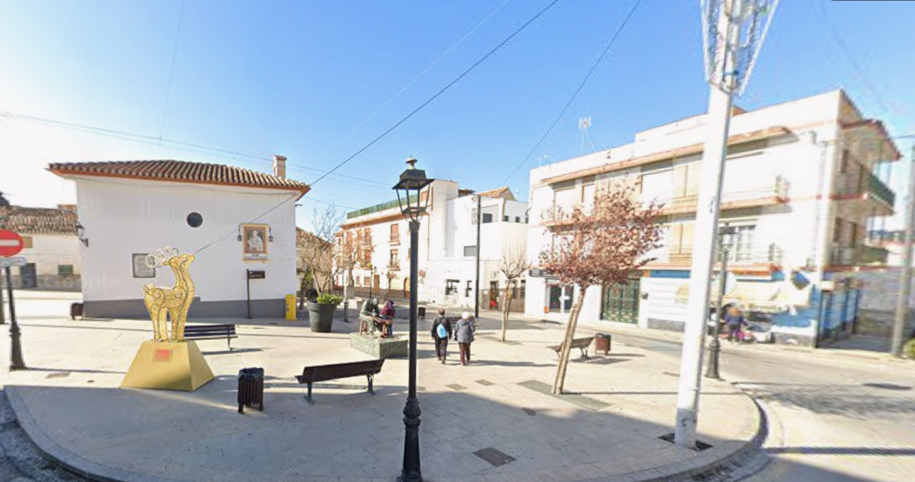 la-zubia-el-escondite-perfecto-para-los-ladrones-una-llave-junto-a-la-puerta