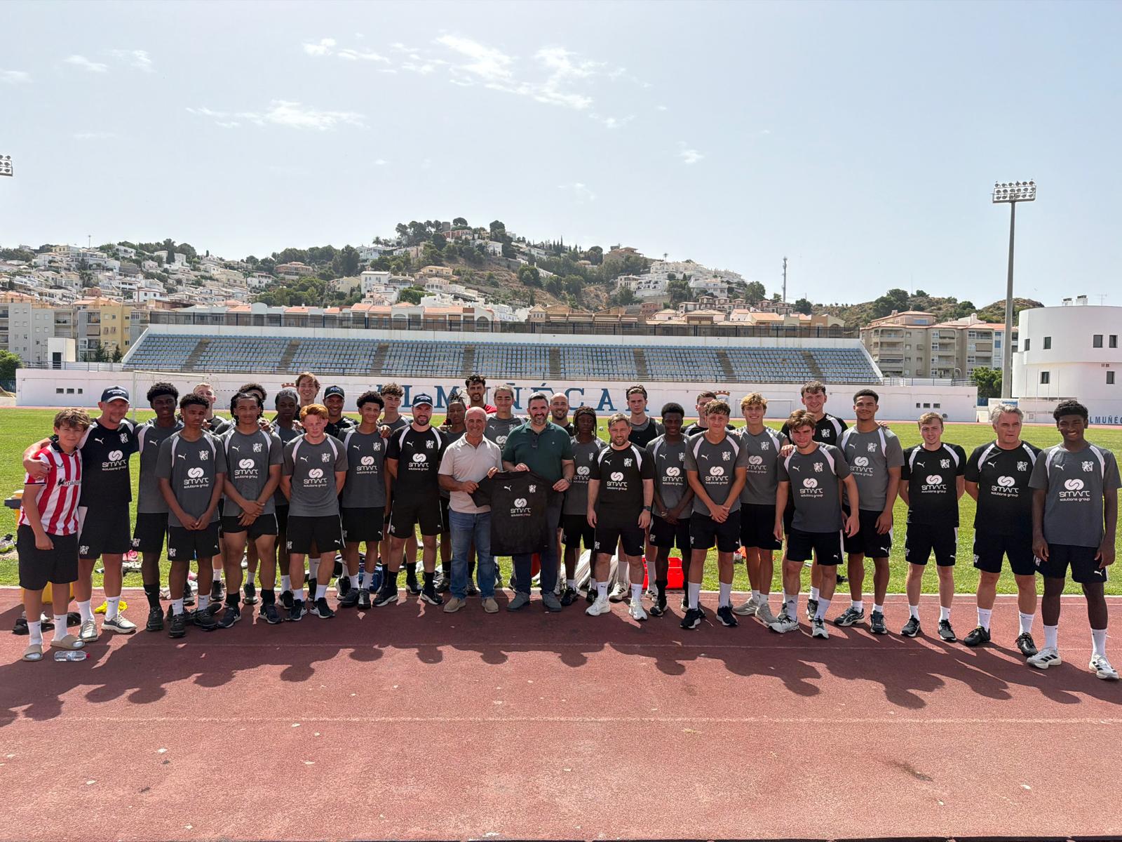 el-ayuntamiento-agradece-al-peterborough-united-fc-haber-elegido-almunecar-para-preparar-la-temporada