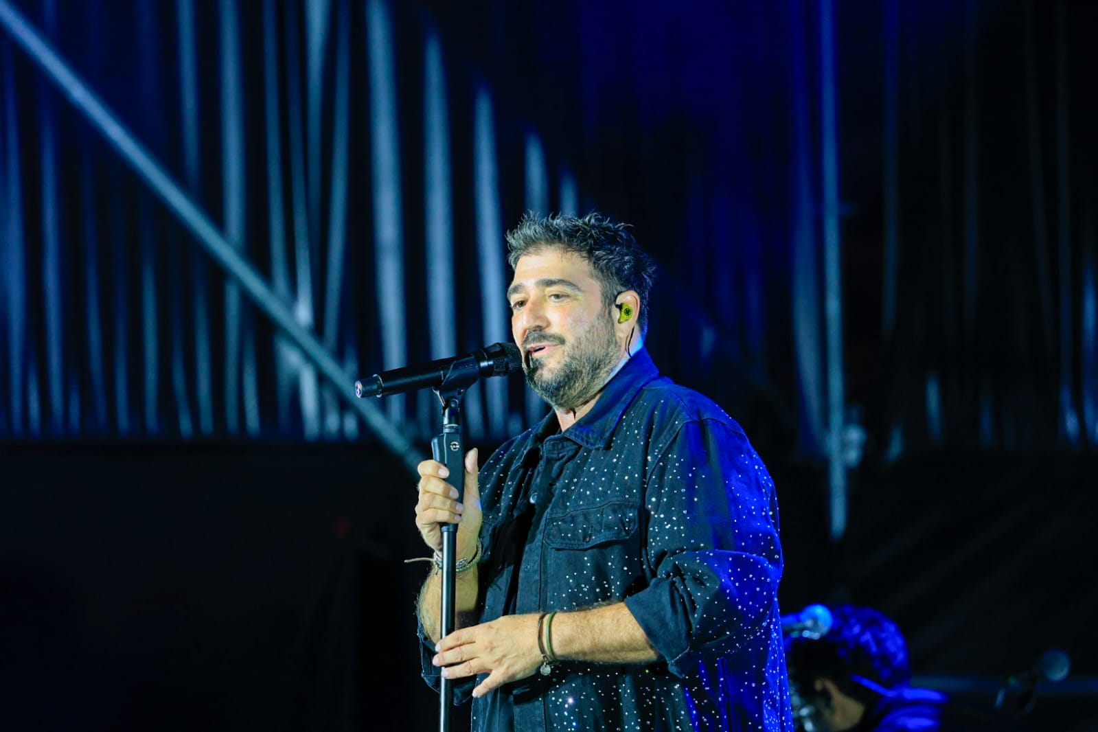 antonio-orozco-alvaro-garcia-walls-y-zahara-rave-protagonistas-del-programa-musical-de-zae-armilla-music