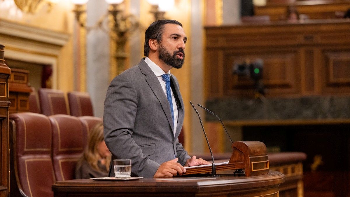 vox-afirma-que-la-regularizacion-elevara-un-13-la-poblacion-extranjera-y-tensionara-los-servicios-publicos
