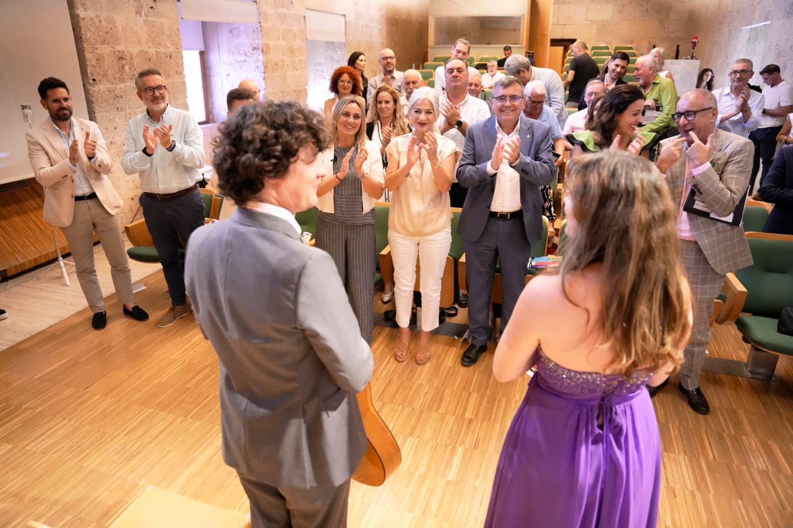 tres-dias-300-artistas-y-40-conciertos-granada-estrena-neorama-el-festival-que-celebra-la-musica-joven