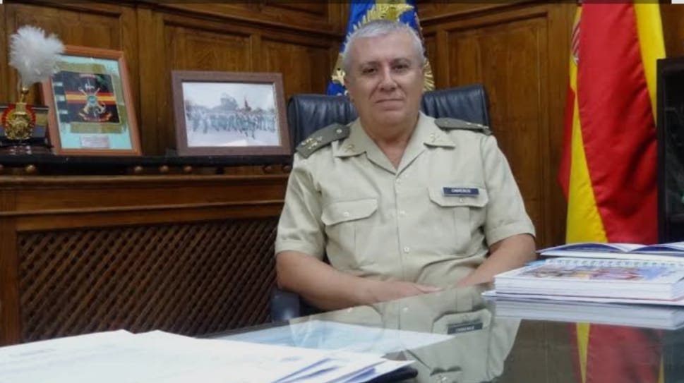 un-teniente-general-antonio-jesus-cabrerizo-con-raices-familiares-en-motril-recibe-el-premio-nacional-de-periodismo-jose-ortega-munilla-por-un-articulo-publicado-en-la-voz-de-almeria