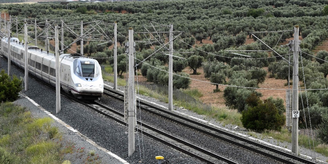 ocho-detenidos-por-una-oleada-de-robos-de-cobre-que-provoco-cortes-ferroviarios-y-afecto-a-infraestructuras-criticas-en-granada-y-jaen
