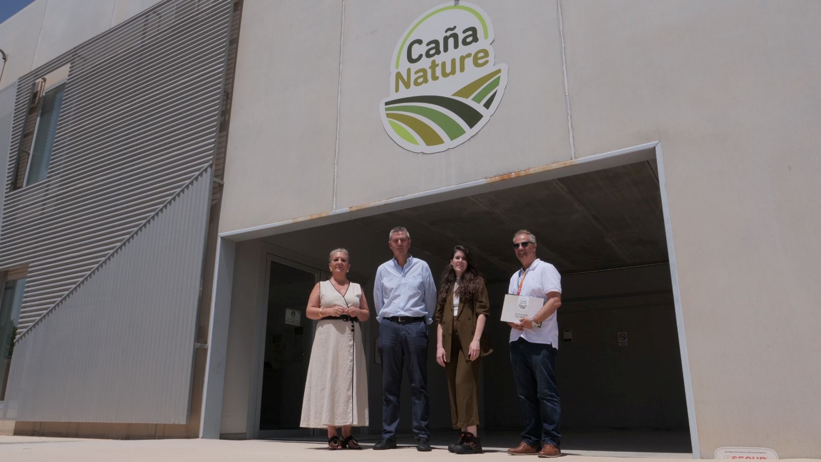 motril-el-grupo-la-cana-impulsa-en-escuzar-una-inversion-de-885-millones-para-modernizar-cana-nature-y-crear-empleo
