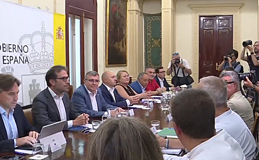 granada-en-ministro-carlos-cuerpo-cifra-en-100-millones-los-danos-de-los-terremotos-y-refuerza-el-dispositivo-de-ayudas