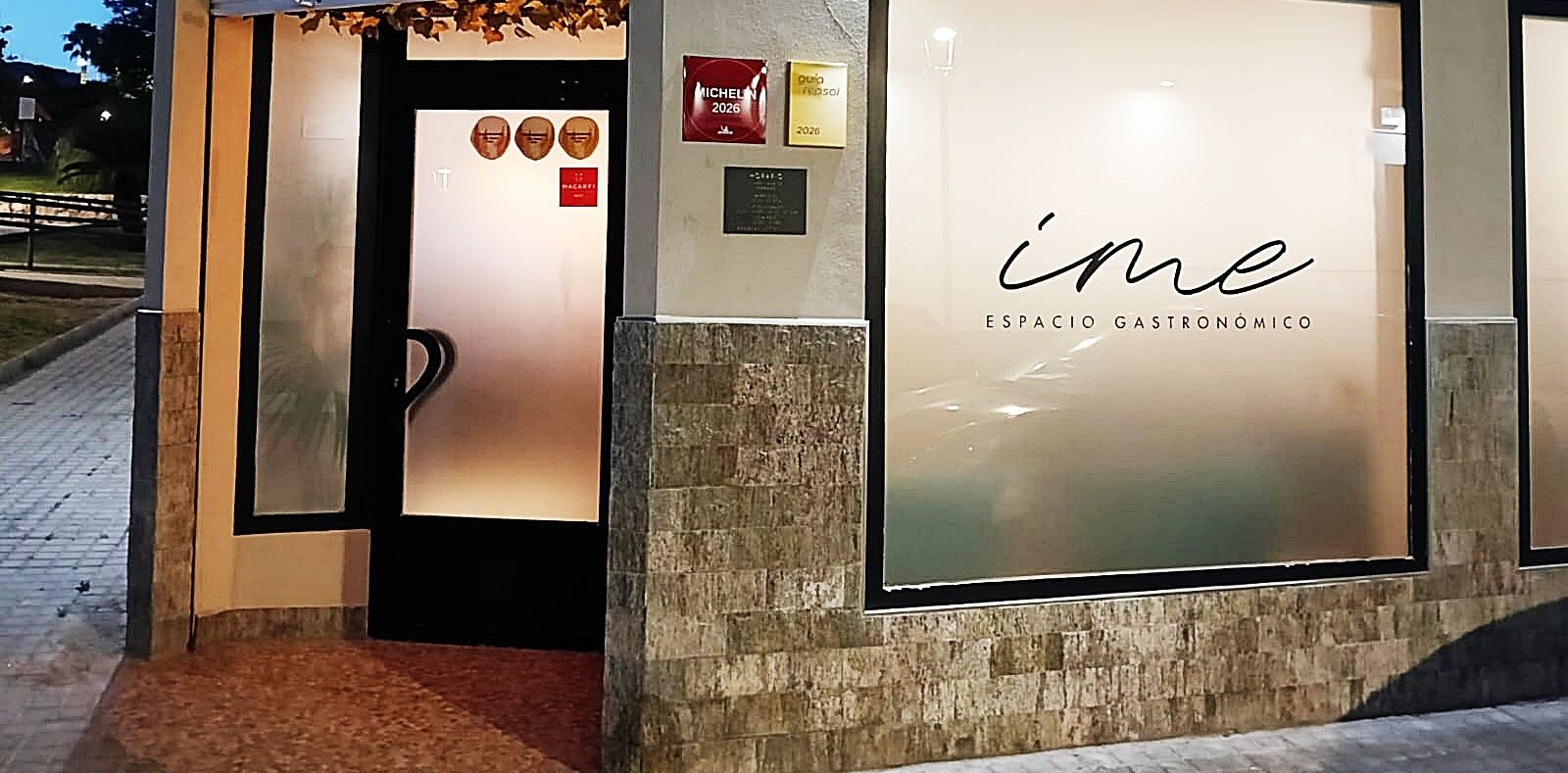 granada-se-sienta-a-la-mesa-de-la-excelencia-con-los-diez-mejores-restaurantes-de-la-guia-macarfi-en-la-provincia-2