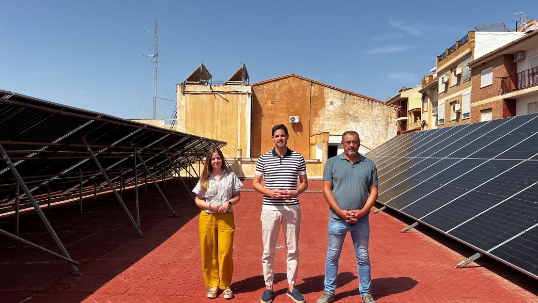 lanjaron-lleva-el-autoconsumo-solar-a-tres-edificios-municipales-para-ahorrar-en-la-factura-energetica