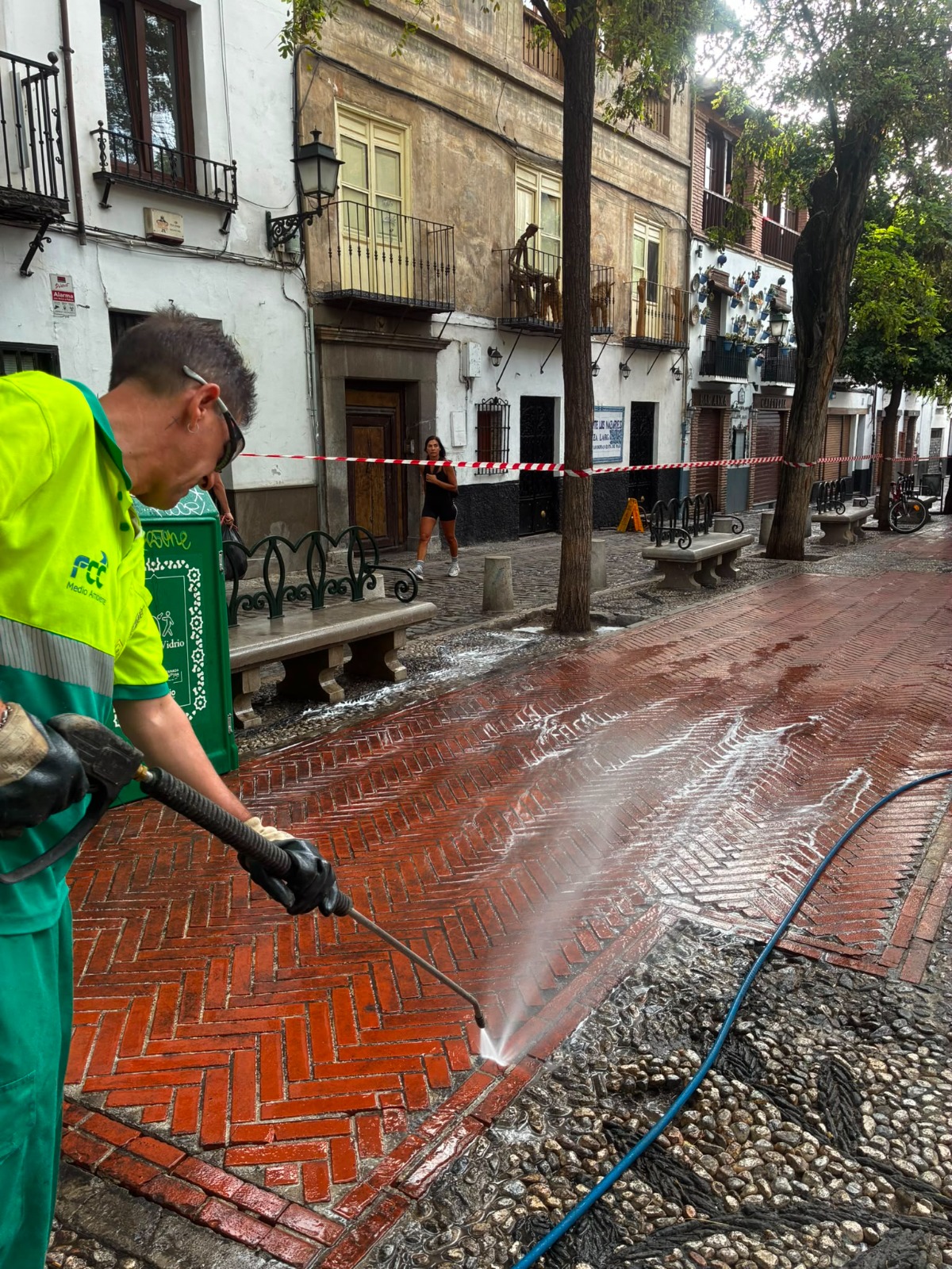 granada-impulsa-un-plan-de-limpieza-intensiva-tras-realizar-256-actuaciones-extraordinarias-en-seis-meses