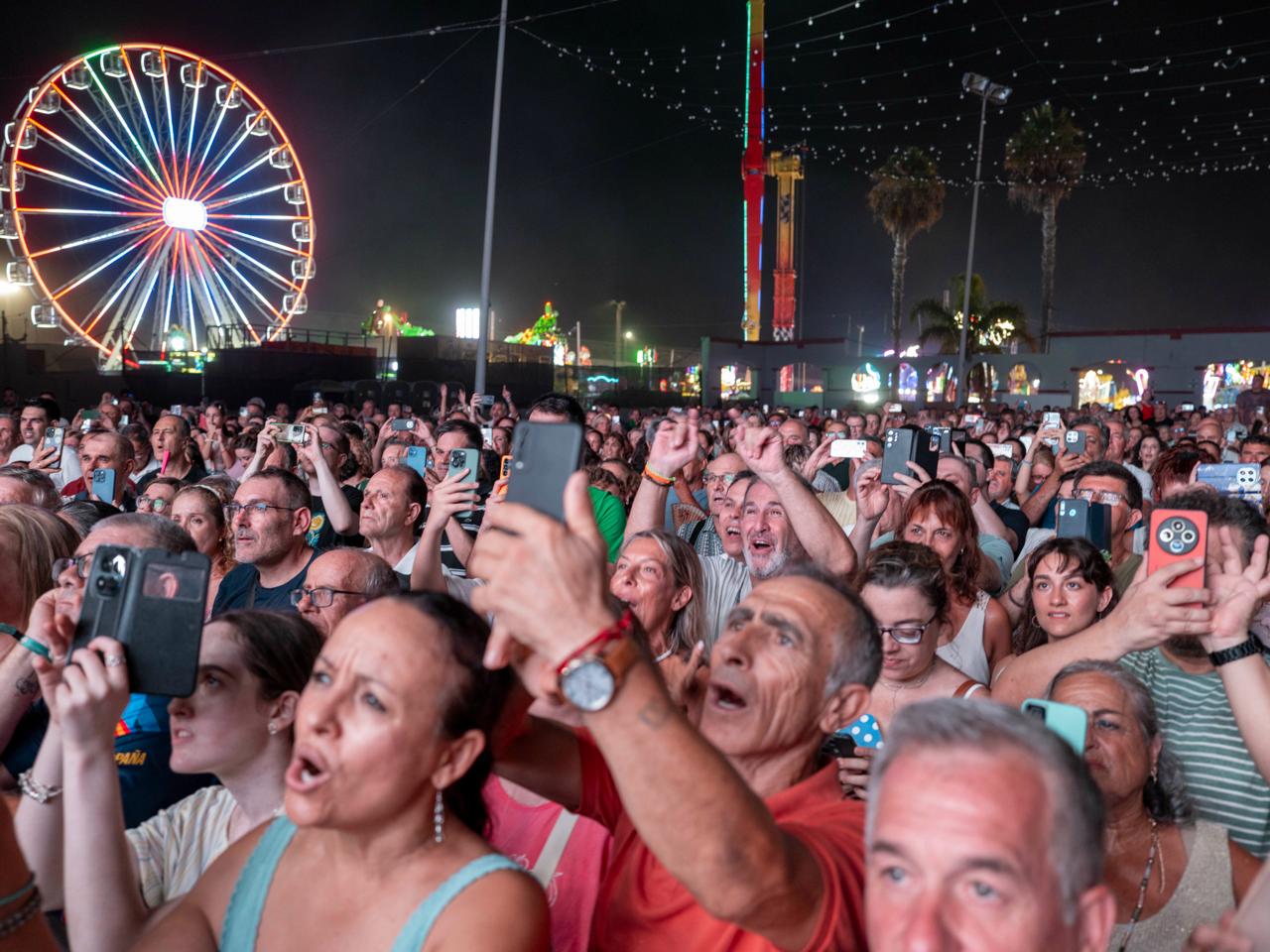 motril-se-deja-llevar-por-el-ambiente-de-su-feria