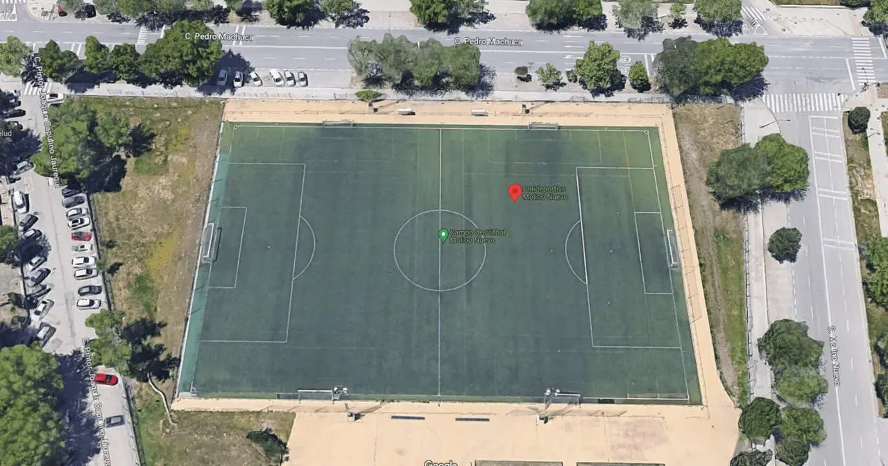 granada-invertira-120-000-euros-en-renovar-las-pistas-del-polideportivo-molino-nuevo