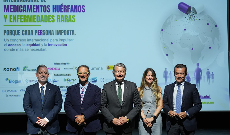 andalucia-suma-cuatro-nuevos-centros-de-referencia-para-enfermedades-raras-y-refuerza-su-apuesta-por-el-diagnostico-precoz