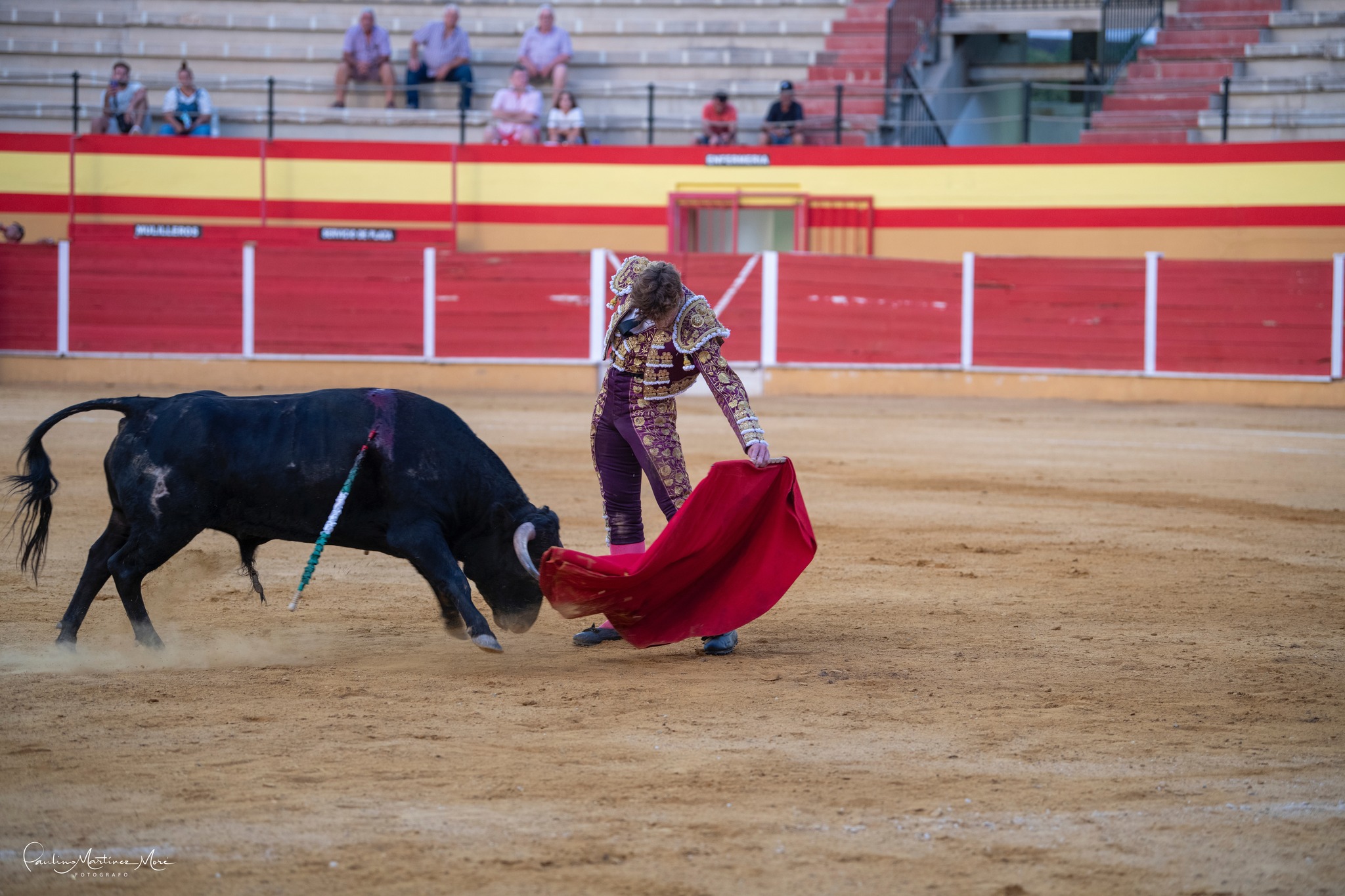 motril-se-viste-de-luces-para-recibir-a-la-cantera-del-toreo