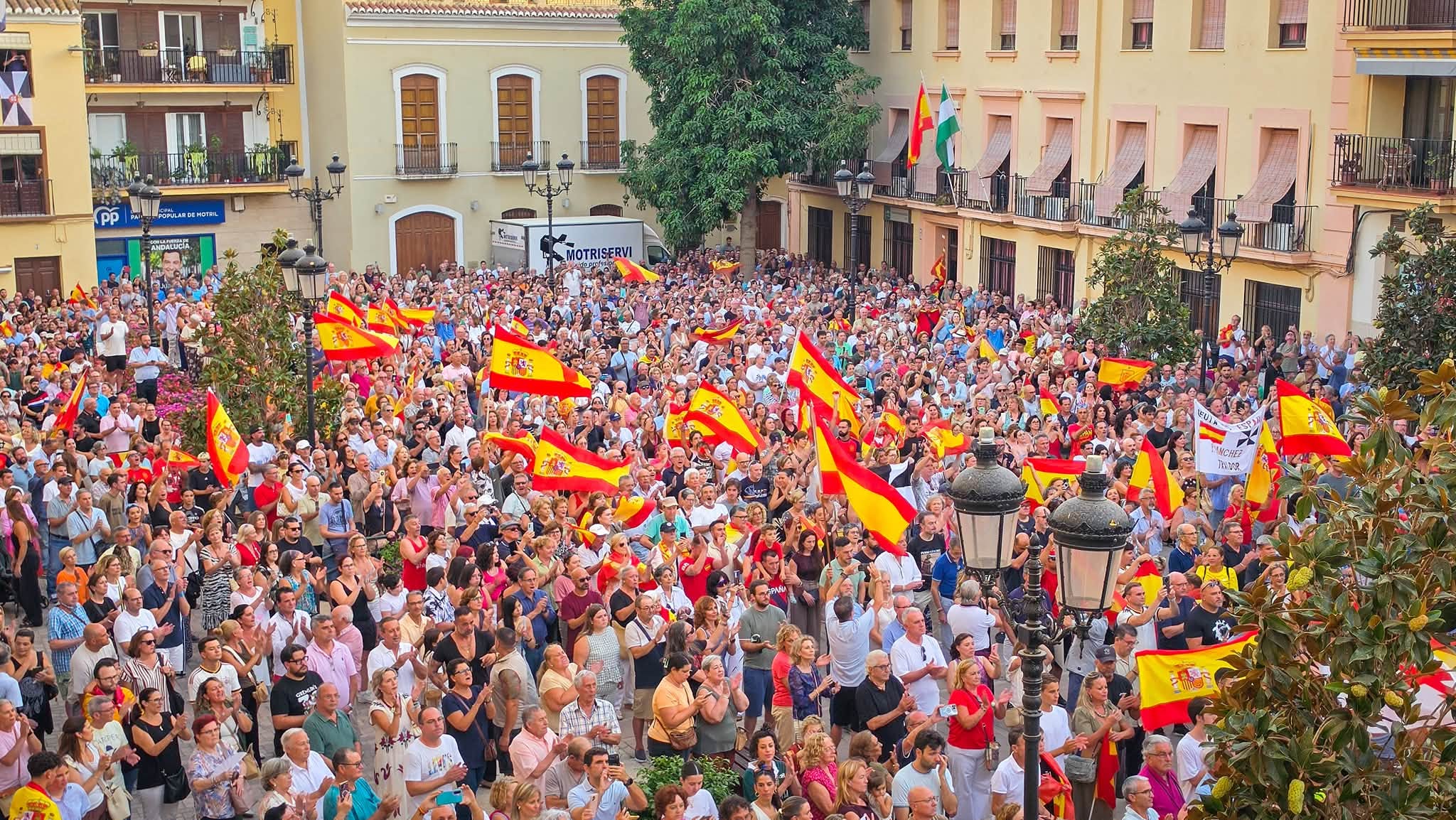 una-marea-humana-por-ceuta-motril-responde-con-una-multitudinaria-concentracion