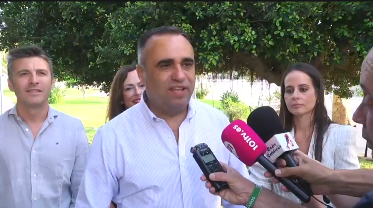 salobrena-el-pp-de-granada-carga-contra-sanchez-por-un-gobierno-agotado-rodeado-de-causas-judiciales-y-alejado-de-los-granadinos