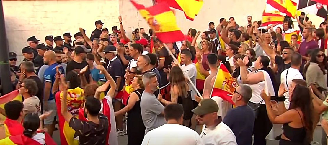 motril-granada-y-numerosos-pueblos-de-la-provincia-se-plantan-a-favor-del-pueblo-de-ceuta-y-por-nuestra-unidad