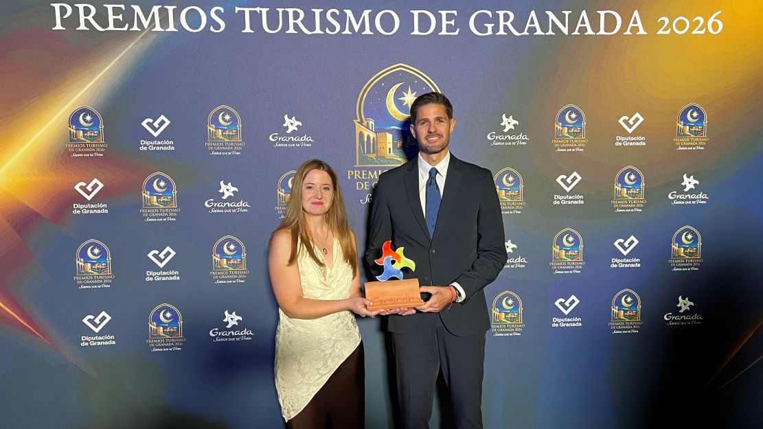 lanjaron-conquista-el-premio-turismo-de-granada-2026-con-su-emblematica-carrera-del-agua