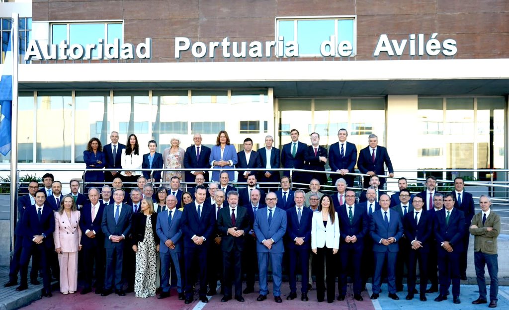 el-puerto-de-motril-participa-en-aviles-en-la-reunion-de-las-28-autoridades-portuarias-para-abordar-el-futuro-del-sistema-portuario