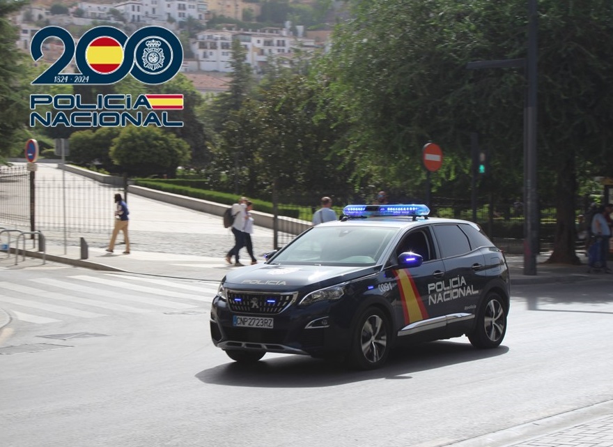 granada-dos-detenidos-tras-arrasar-el-alumbrado-publico-y-provocar-danos-por-18-000-euros