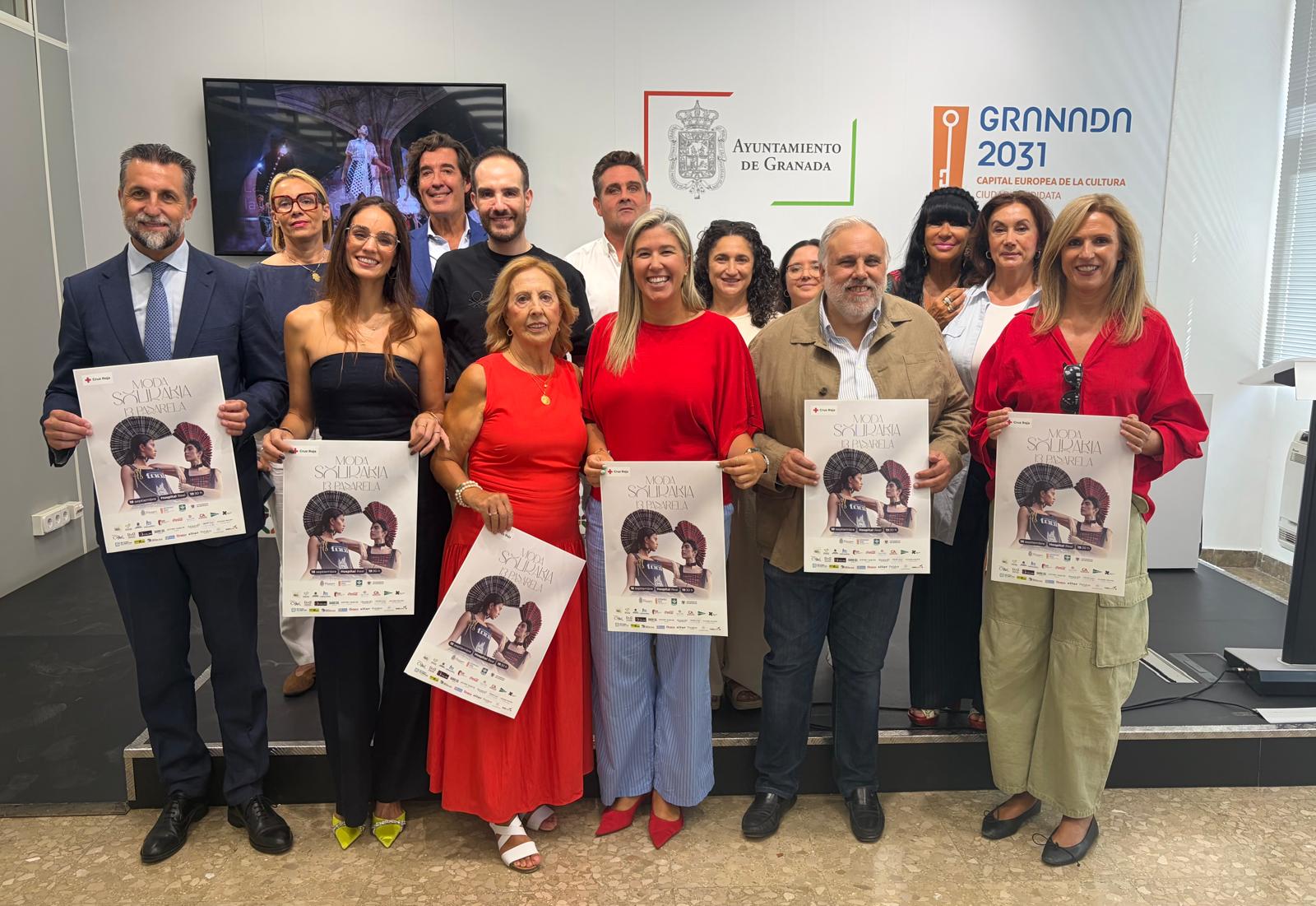 granada-cruz-roja-lleva-la-moda-solidaria-al-hospital-real-con-diez-jovenes-disenadores-y-apoyo-a-familias-vulnerables