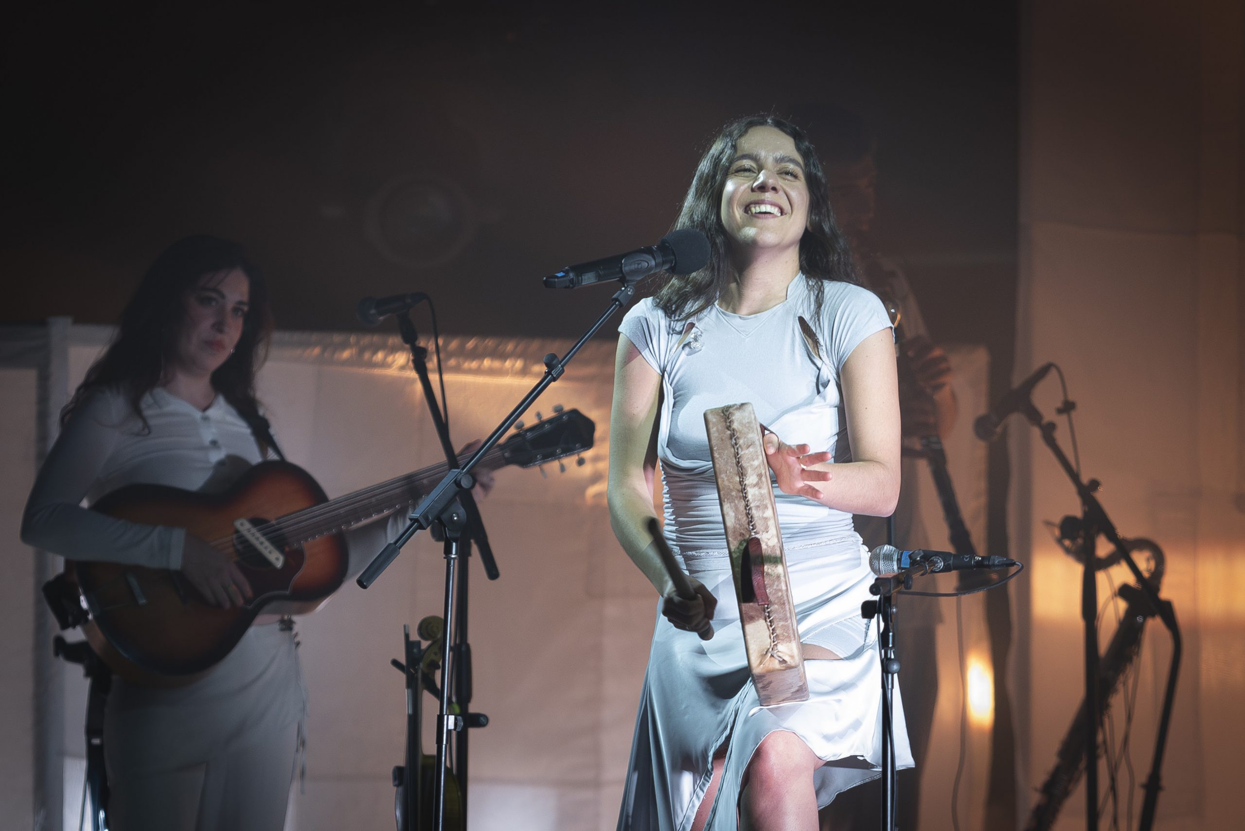 noche-de-catarsis-con-valeria-castro-en-1001-musicas-caixabank