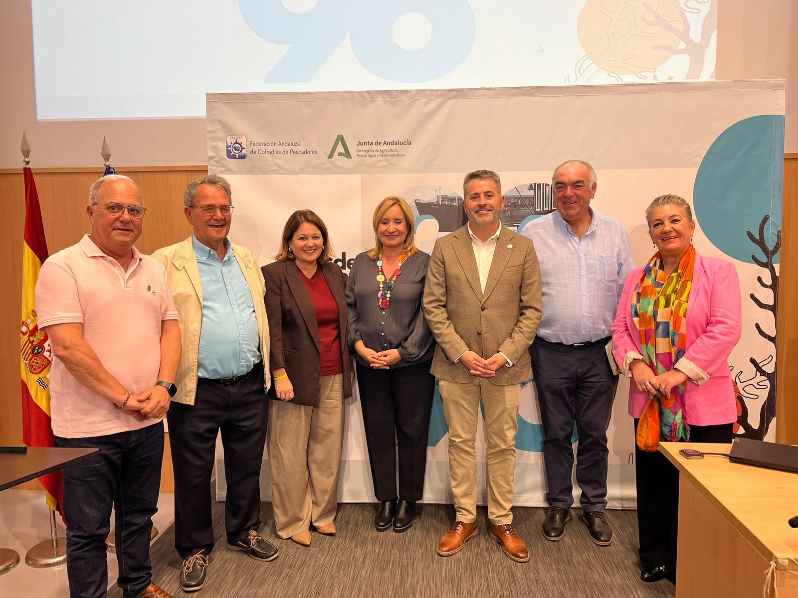 motril-la-junta-se-compromete-a-trabajar-con-la-cofradia-de-pescadores-para-mejorar-la-rentabilidad-modernizar-la-flota-y-garantizar-el-relevo-generacional