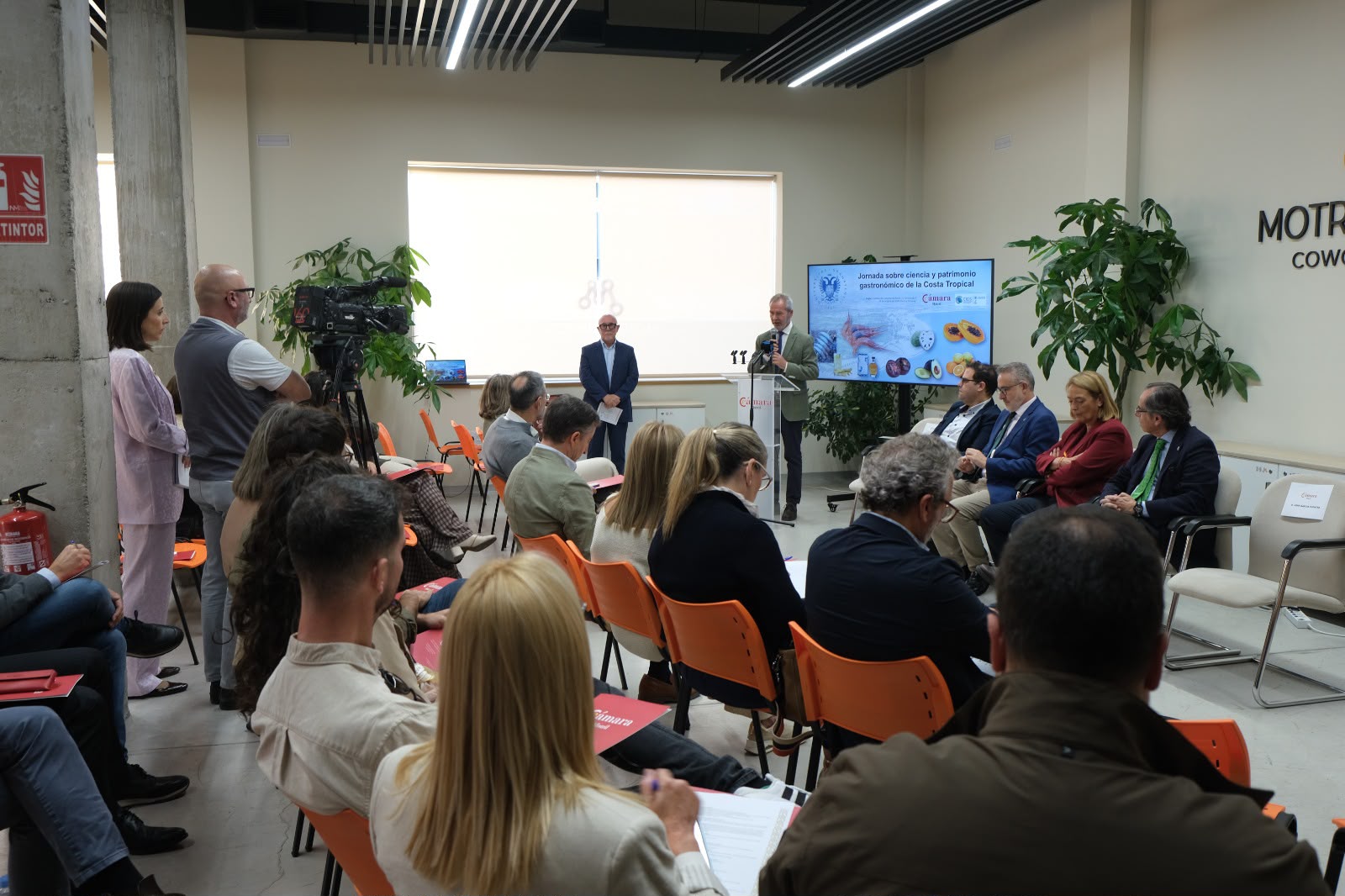 motril-reune-a-cientificos-y-chefs-para-impulsar-la-innovacion-gastronomica-y-poner-en-valor-los-productos-de-la-costa-tropical